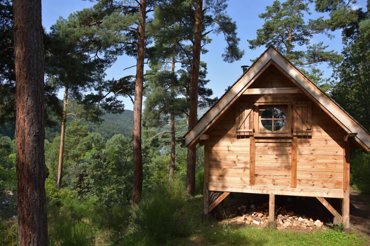 Cabane Lodge Domaine Du Lac Chambon Murol Eksteriør billede