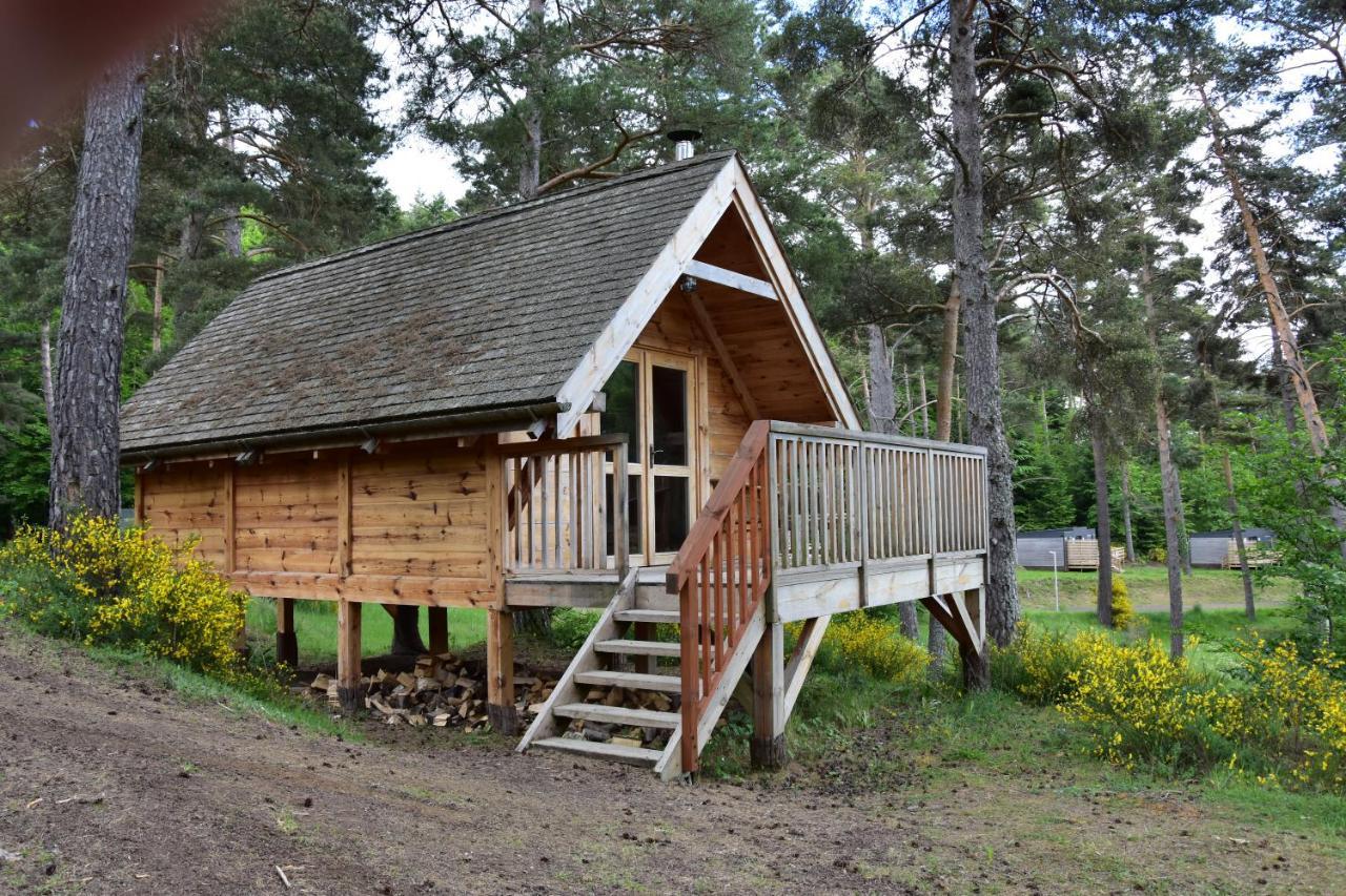 Cabane Lodge Domaine Du Lac Chambon Murol Eksteriør billede